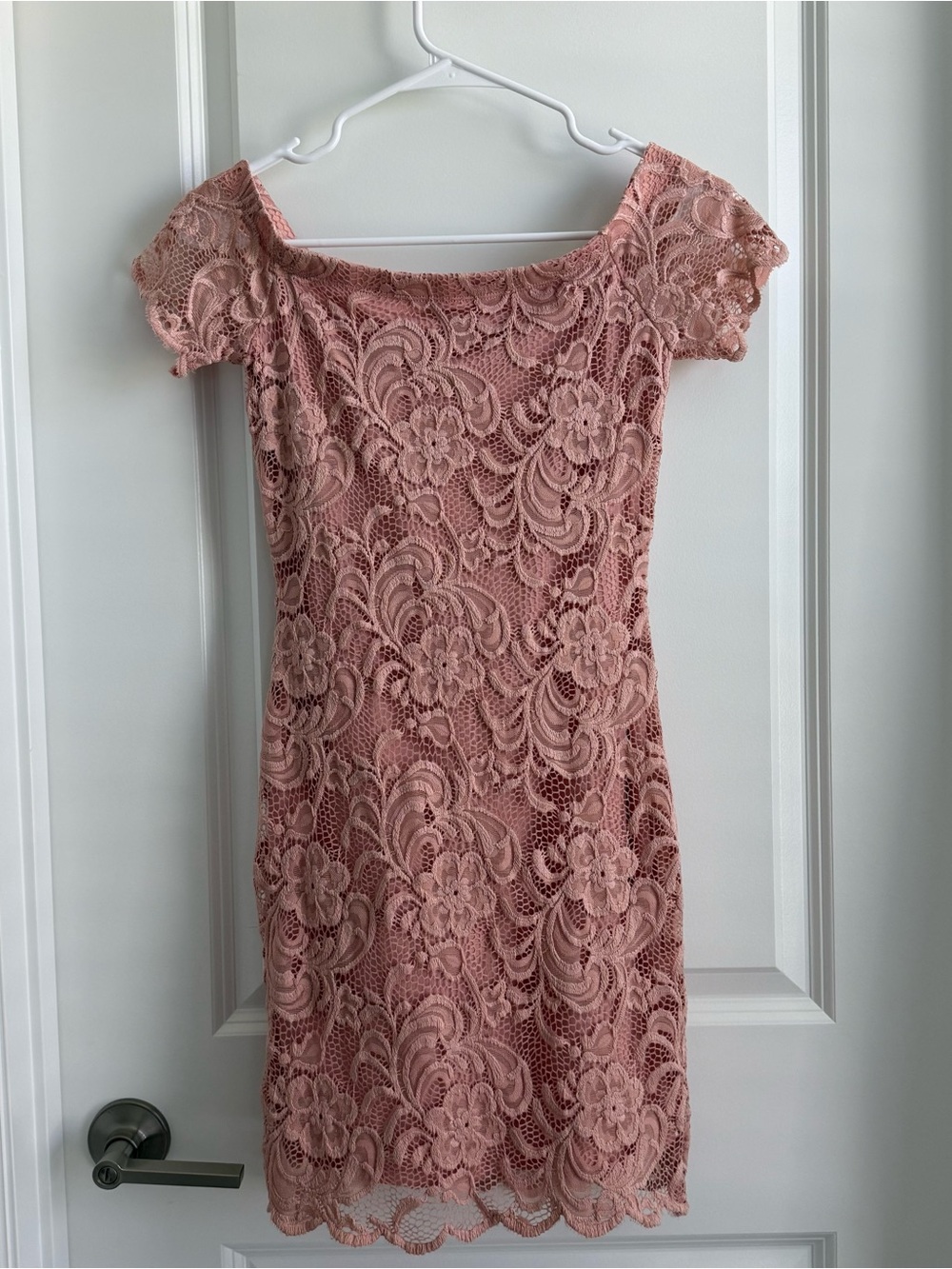 Women's Dusty Rose Lace Off-Shoulder Dress